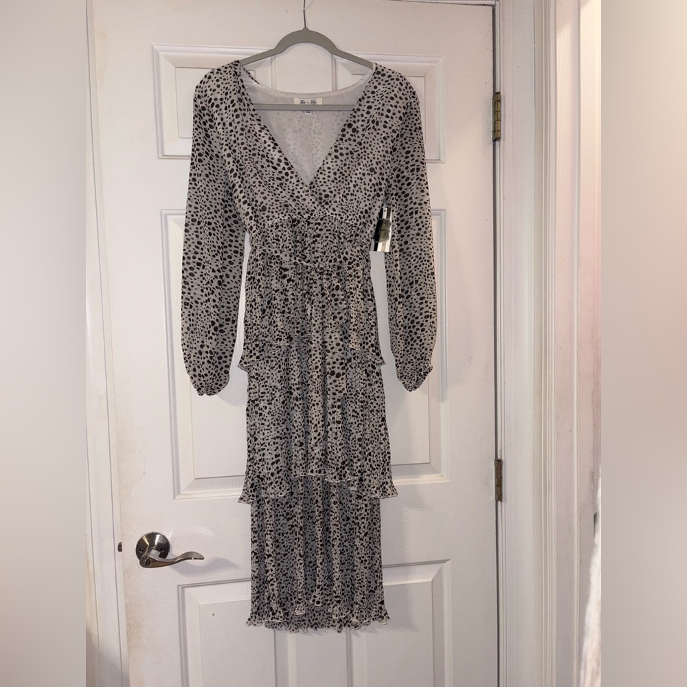 She + Sky Black and White Tiered Ruffled Sheath Dress
